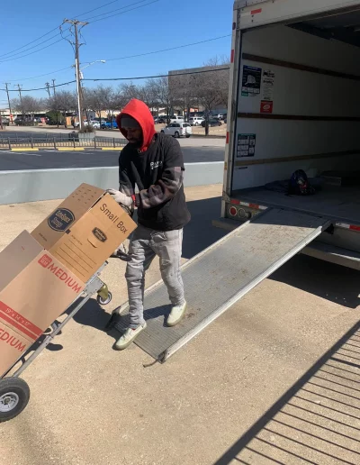 logistics packers and movers